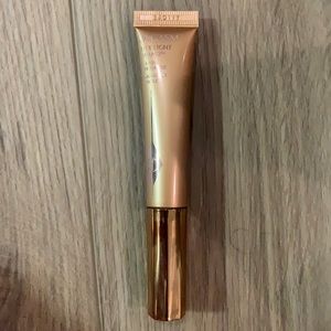 Charlotte Tilbury highlighter